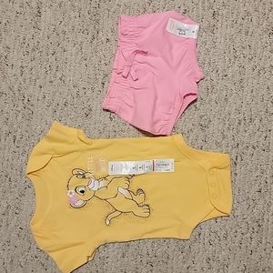 Baby bodysuit and shorts